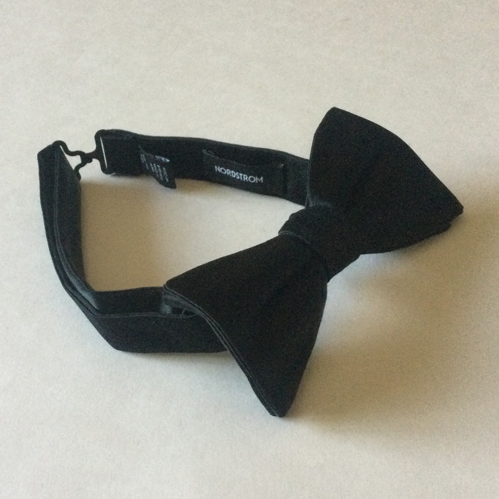 NORDSTROM MENS SILK SATIN PRE-TIED BOW TIE BLACK NWOT - Picture 3 of 13